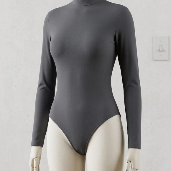 Tops - Women’s Gray Long-Sleeve Mock Neck Bodysuit